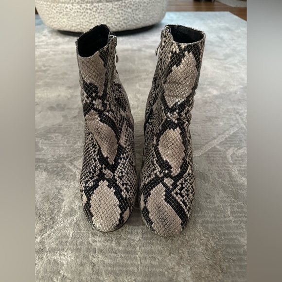 Halogen Alexa Boot - Picture 2 of 9